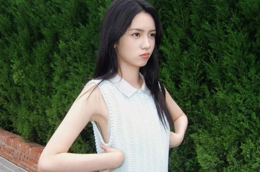 承诺满足网友任意要求 女网红恐翻车：被要顶配电脑
